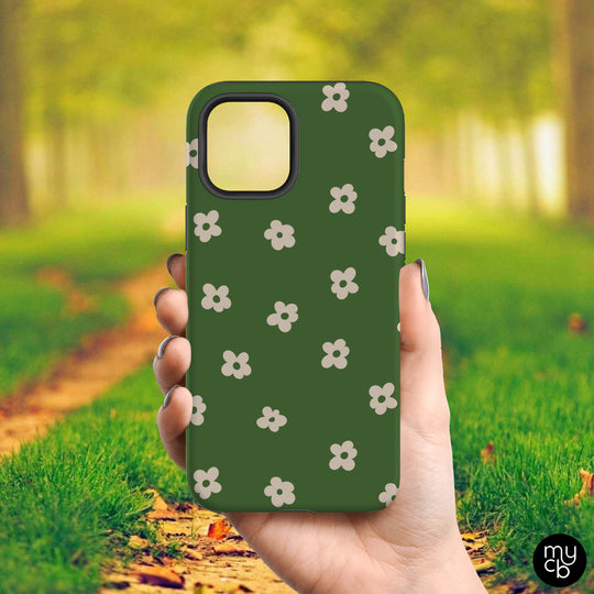 Green Daisies MagSafe Phone Case